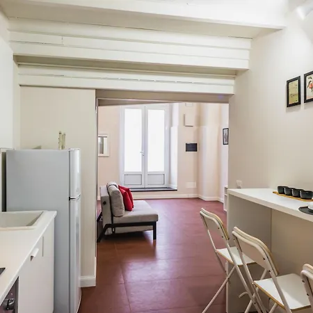 アパート Homelet Umberto カターニア