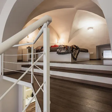 Homelet Umberto Apartment