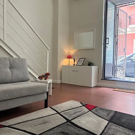 Homelet Umberto アパート カターニア